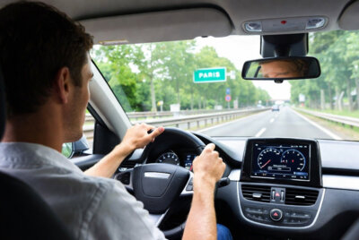 Carburant trop cher : 7 astuces d'éco-conduite pour réduire votre consommation de 20 % immédiatement